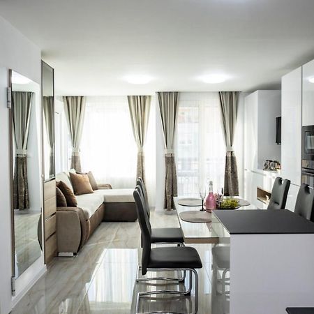 Апартамент За Гости Ивви-1 Apartamento Burgas Exterior foto