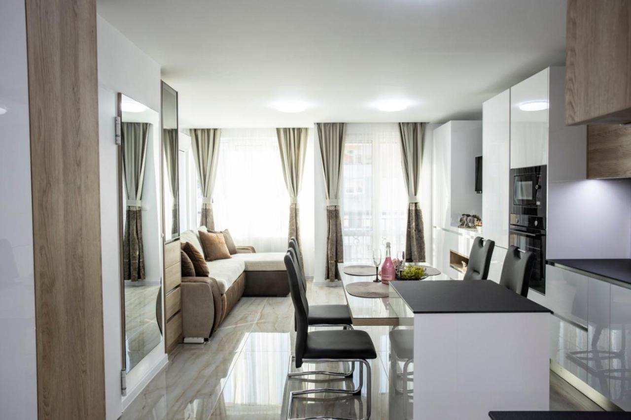 Апартамент За Гости Ивви-1 Apartamento Burgas Exterior foto